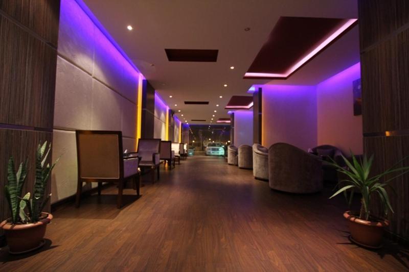 Raoum Inn Arar Exterior foto