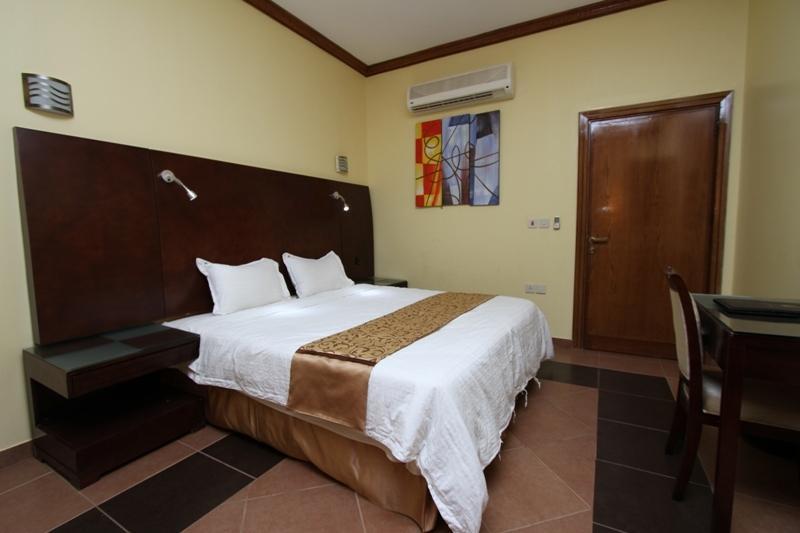 Raoum Inn Arar Exterior foto