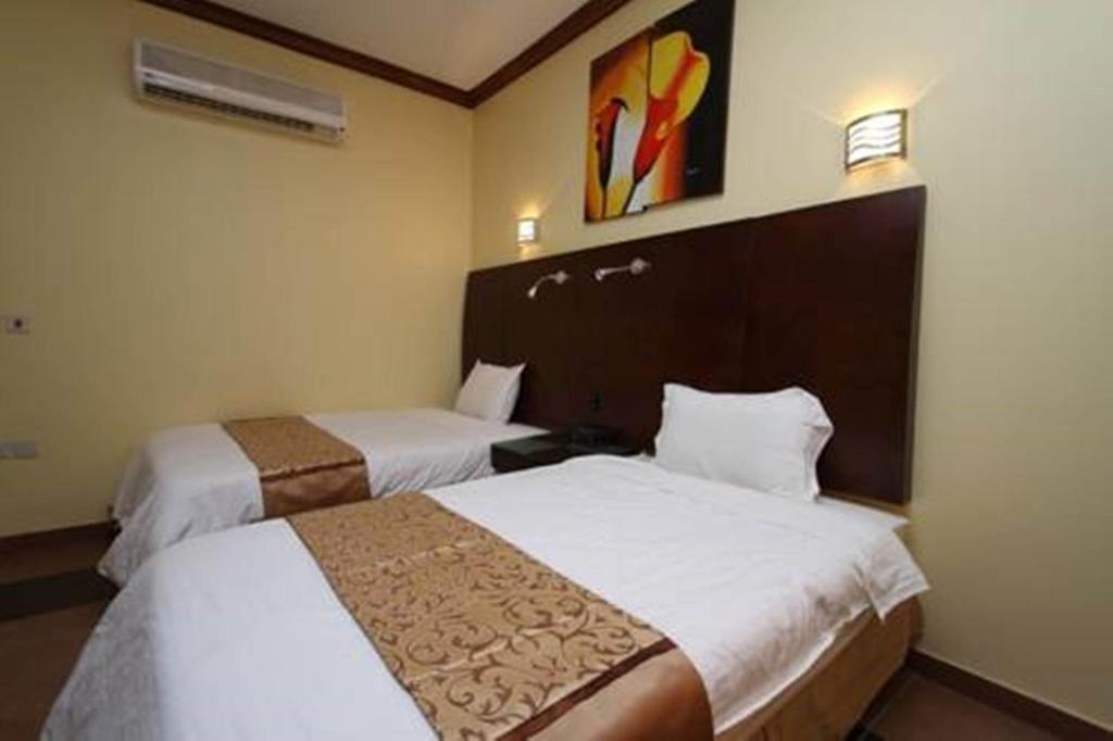 Raoum Inn Arar Exterior foto